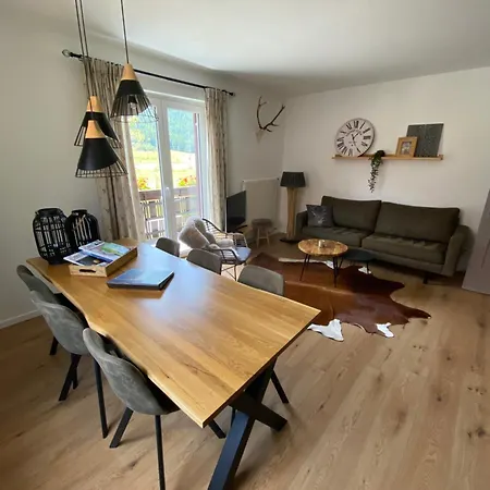 Haus Alpentraum *