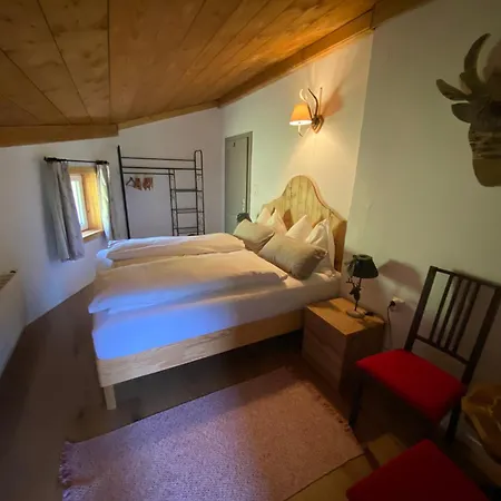 Haus Alpentraum Apartment *